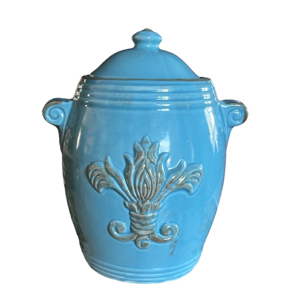 Gorgeous ceramic jar with lid color light blue New